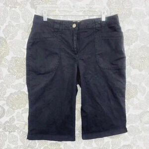 Women's Shorts Size 0.5/6 Chico's Bermuda Black